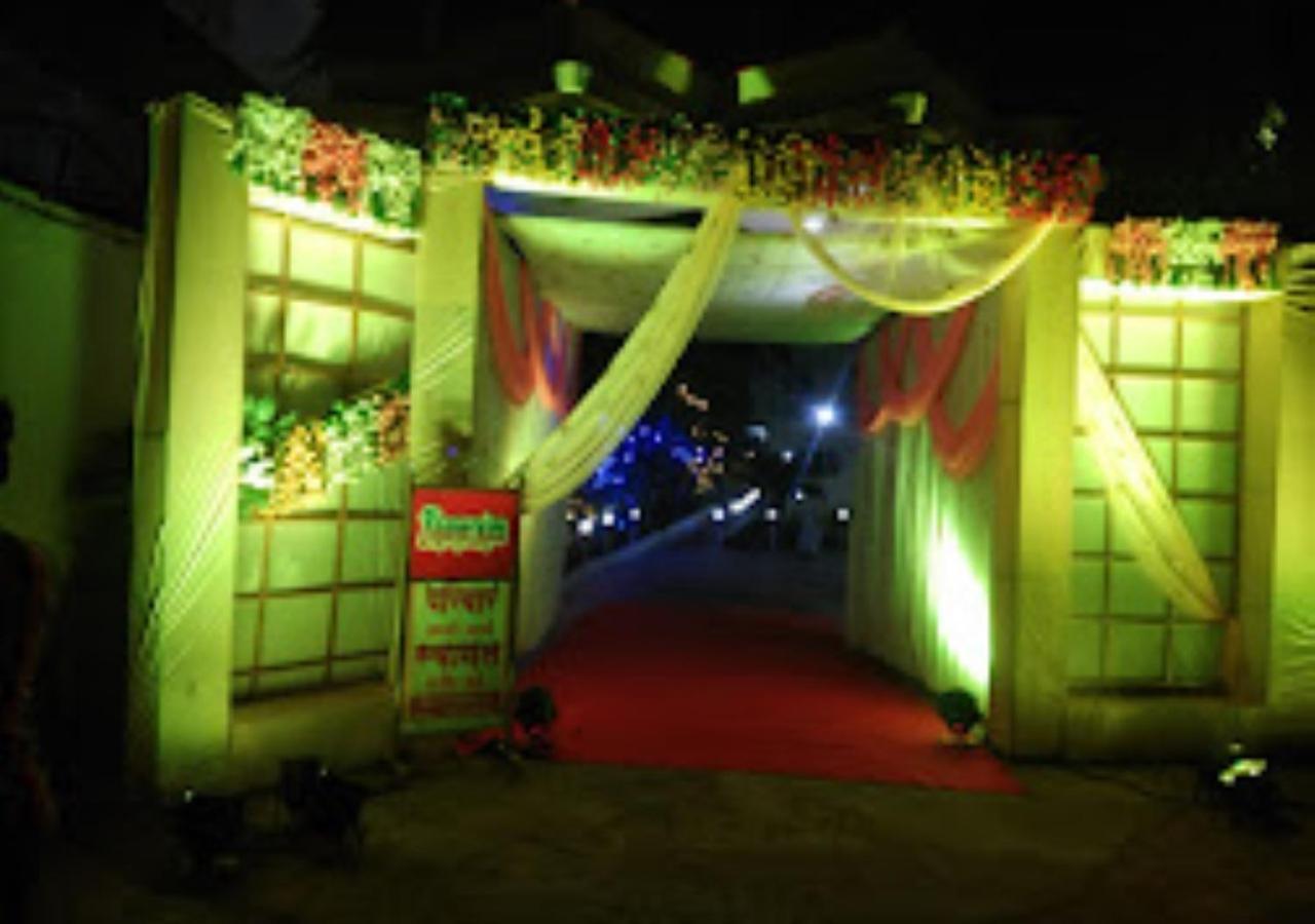 Hotel Blue Paradise Chandrapur Exteriör bild